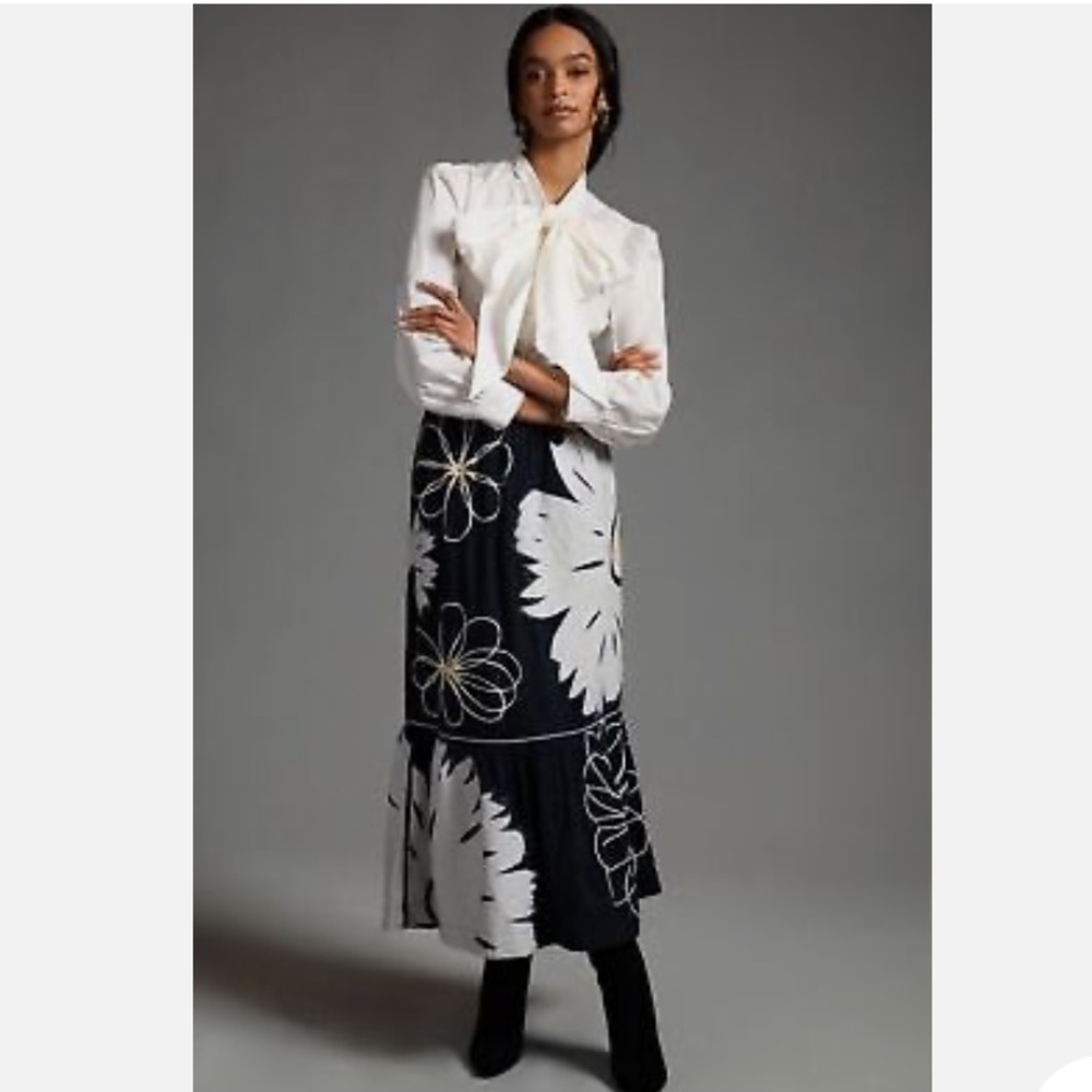 Anthropologie by Maeve, NWT black and white tiered floral skirt size small